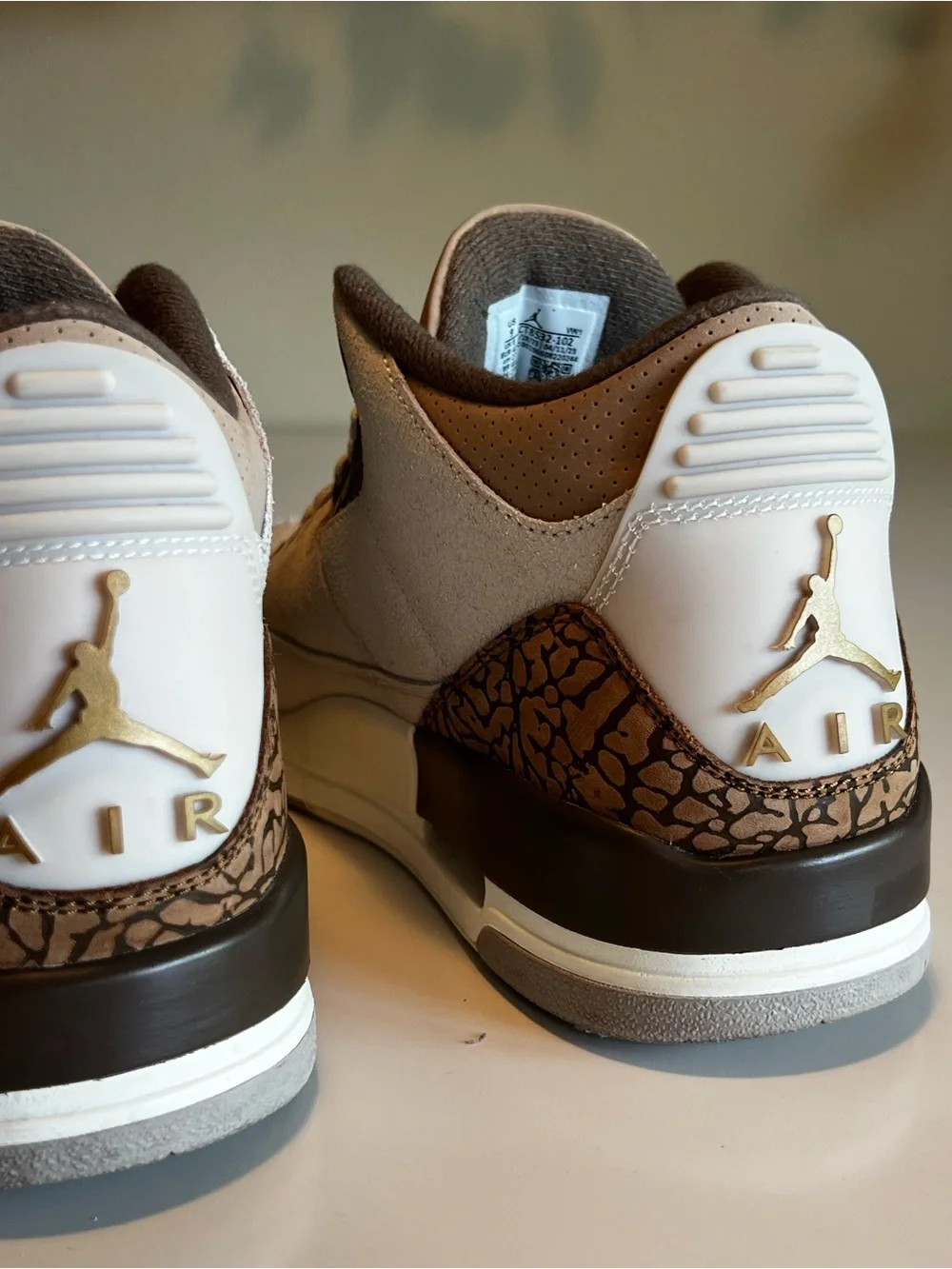 Air Jordan 3 Jordan - Brown/Metallic Gold